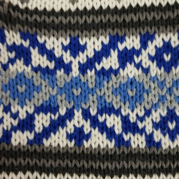 Children's place sweater - Picture 3 of 3